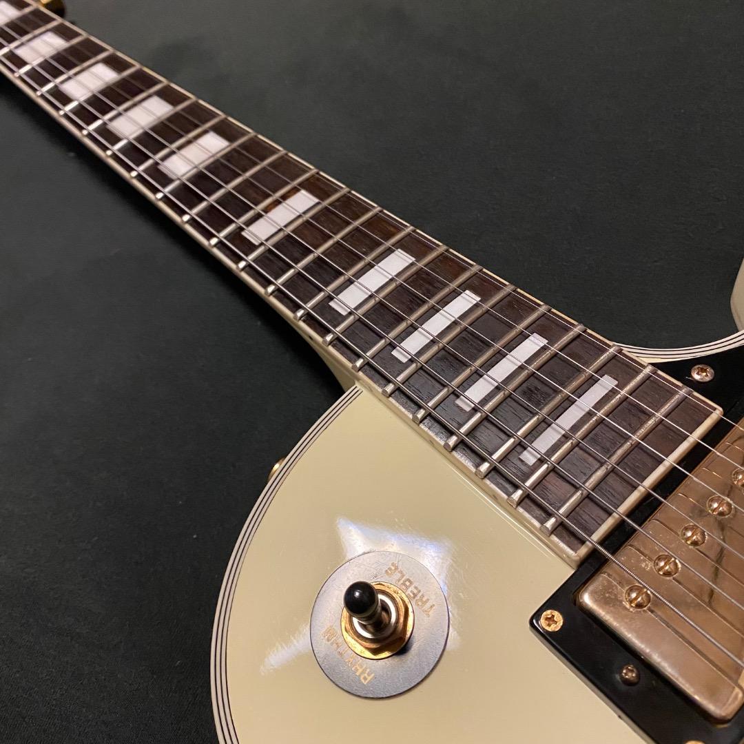 個人工房製 レスポールカスタム仕様 ホワイト ゴールドパーツ ハードケース付