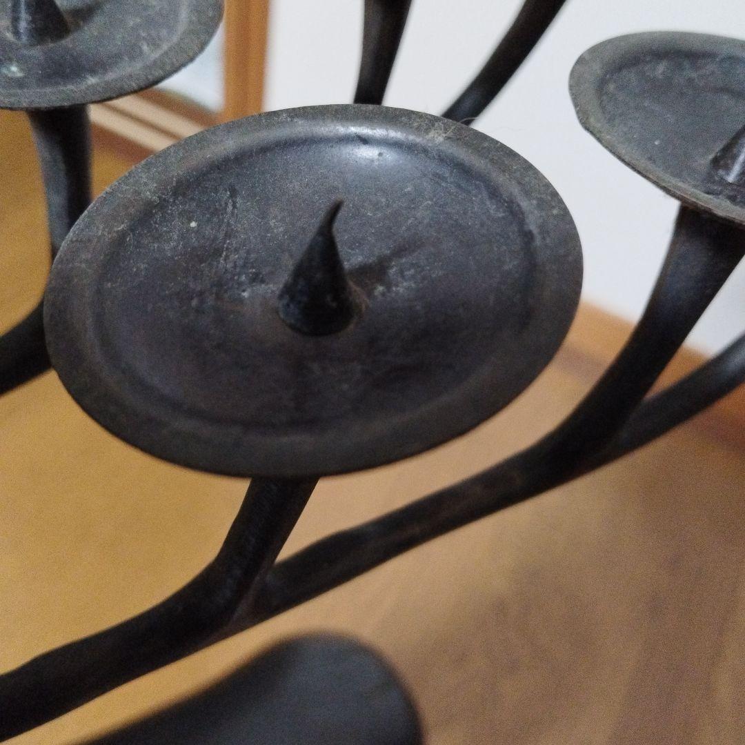 アンティーク　鹿の形状の金属製キャンドルスタンド