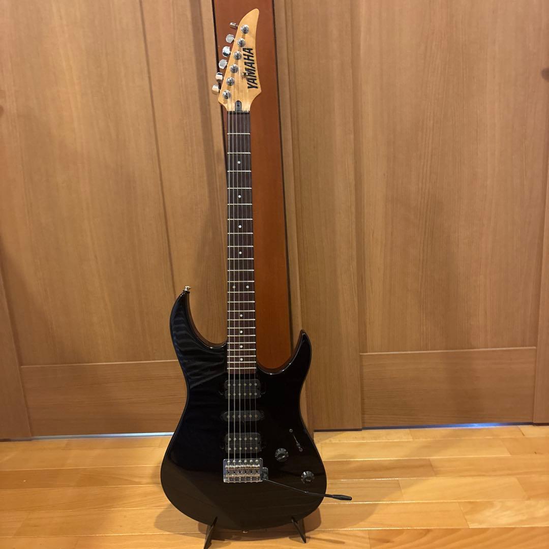 Yamaha RGX 121D ブラック色 トレモロアーム付 新品弦張替済