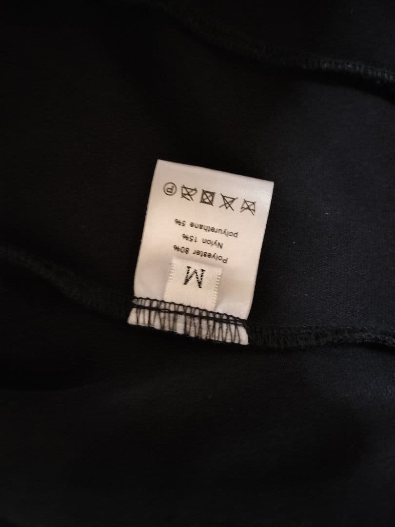 ジャンティ社交ダンス、スタンダードドレス、黒いドレスに白い小花が素敵！