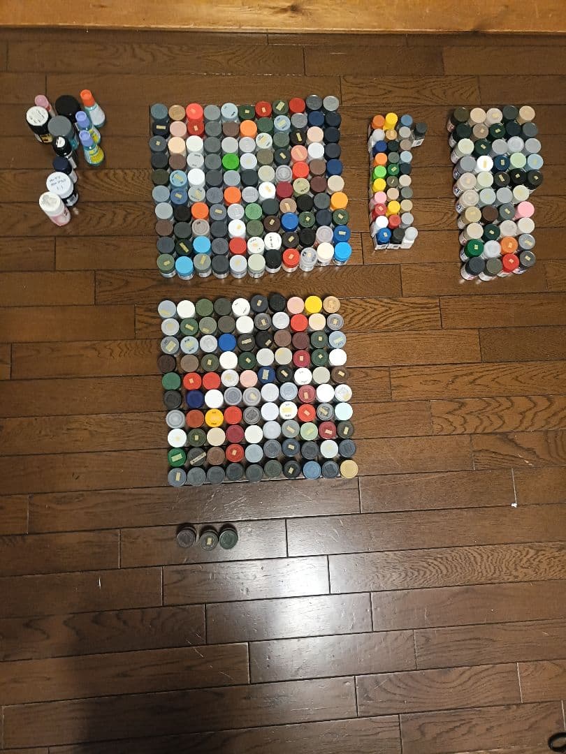 ミスターホビー　ミスターカラー　タミヤカラー　アクリル塗料　300個