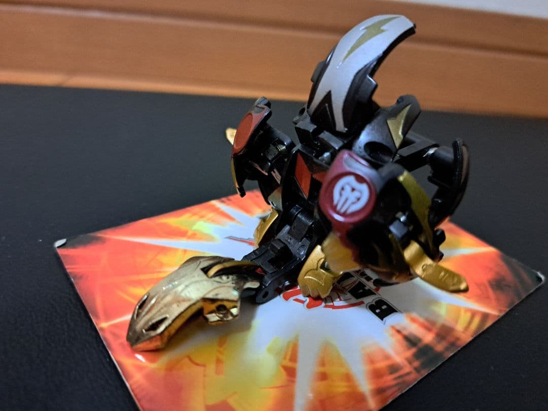 (激レア)爆丸 爆テク 神3 磁ドラガオン 轟フドウ 士ガリュウ