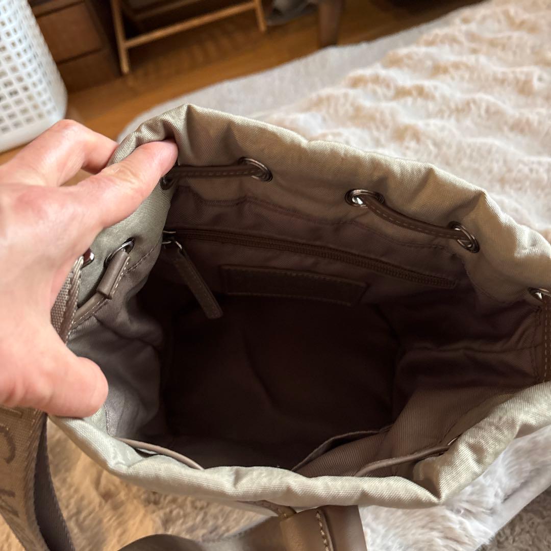 ハンティングワールド　巾着型ショルダーバッグ