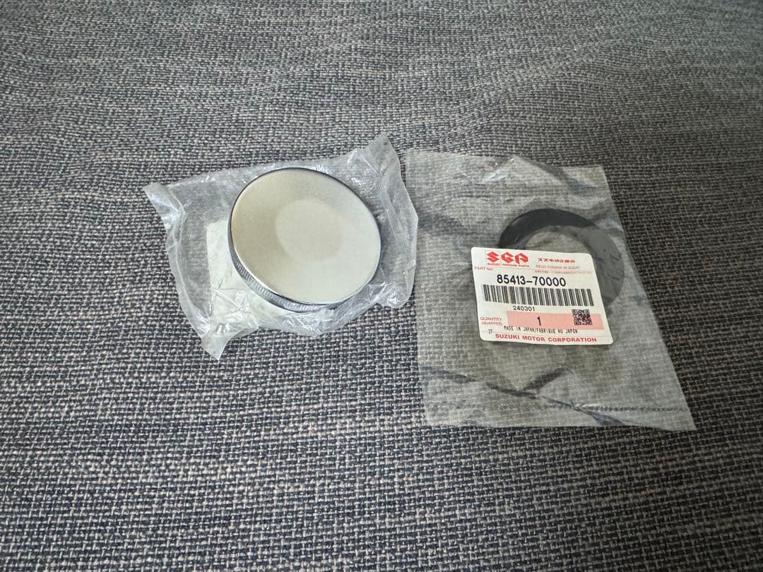 GS400 タンクキャップ　　スズキ