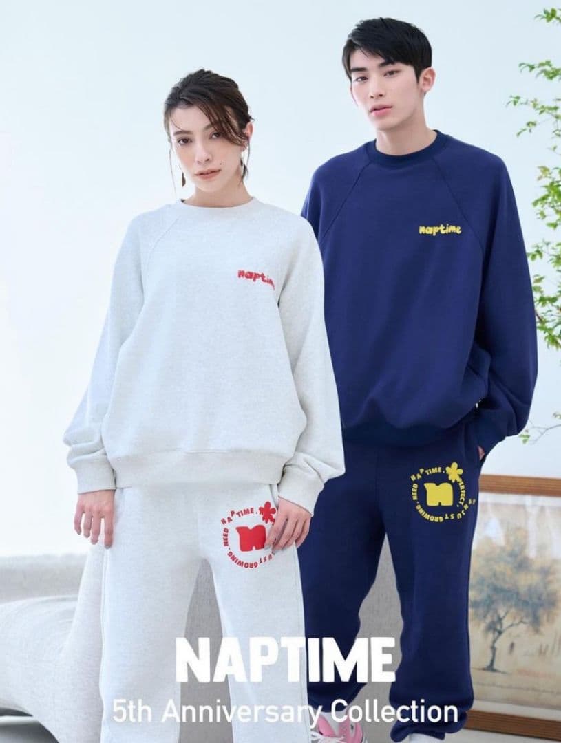 akiページ　naptime. Nissy 西島隆弘　オートミール　パンツ