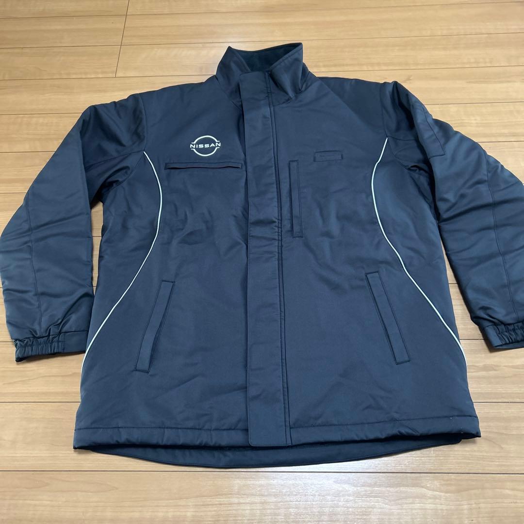 未使用 日産　ニッサン　NISSAN ジャンパー　ジャケット　ブルゾン LL