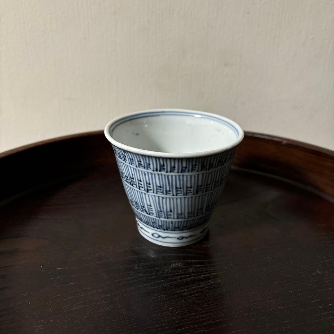 古伊万里蕎麦猪口大きめ猪口1点 江戸幾何学文　アンティーク　骨董白磁　検:李朝