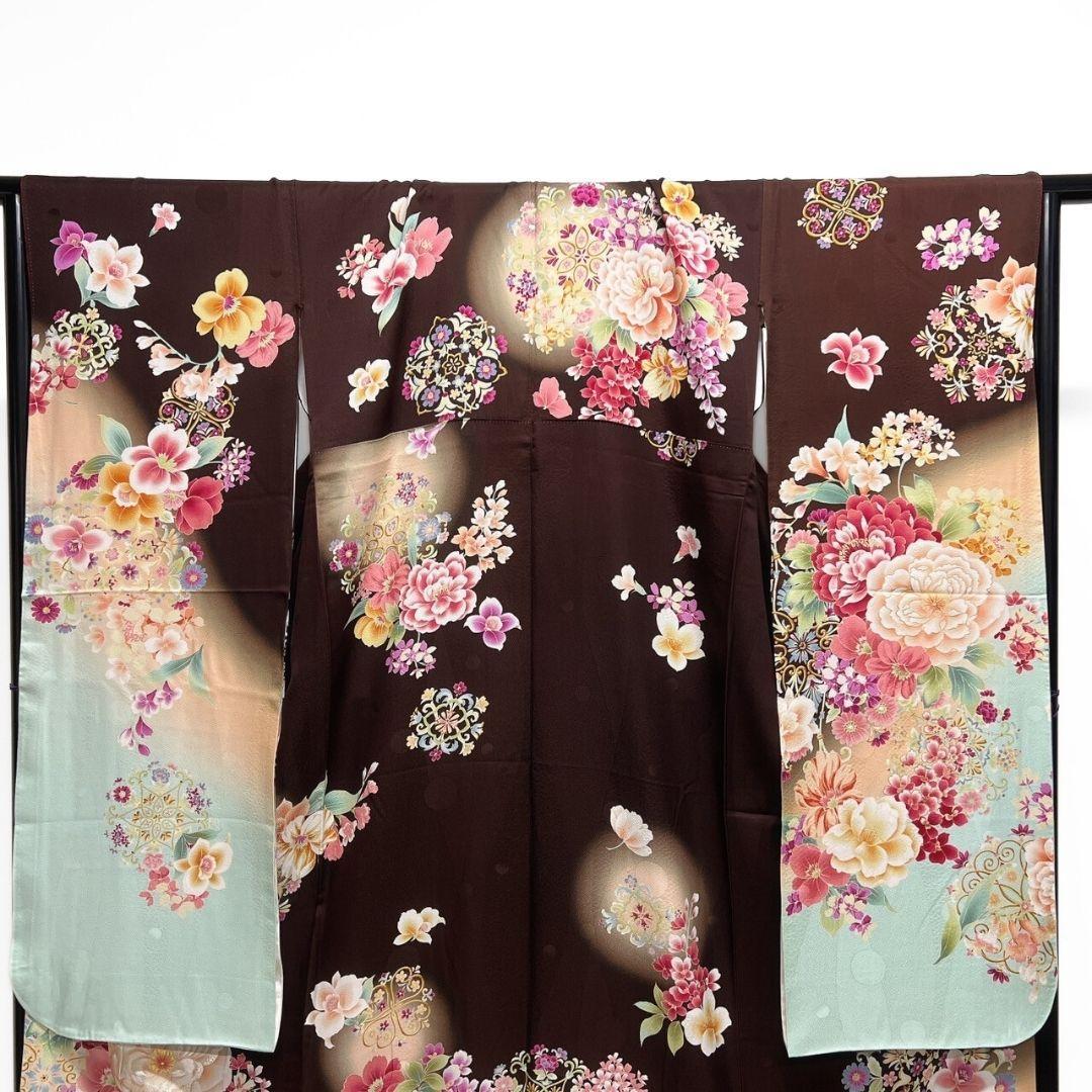 振袖　刺繍　牡丹　花紋　花模様　成人式 晴れの日 着物 045a p