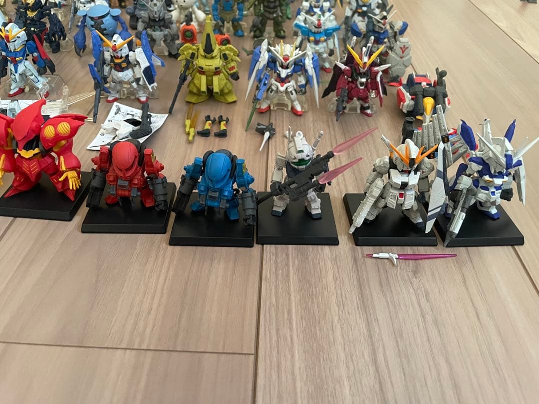 ガンダムコンバージ　約100 体　ジャンク　未開封あり