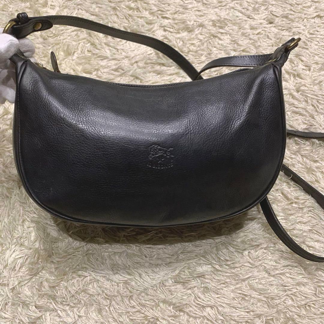 美品✨イルビゾンテ ショルダーバックハーフムーン クロスボディ