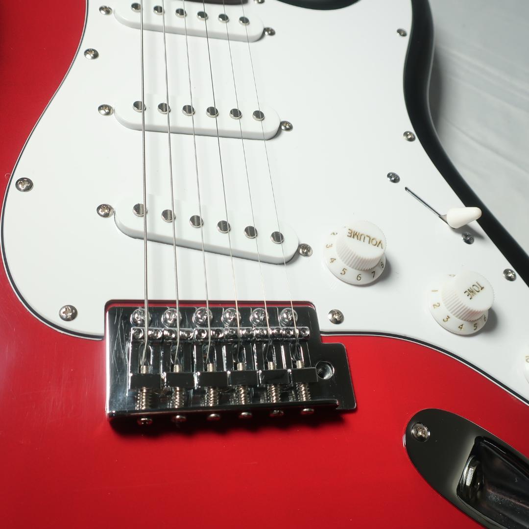 ほぼ未使用 Legend エレキギター ケース付 ストラトタイプ 2トーンレッド