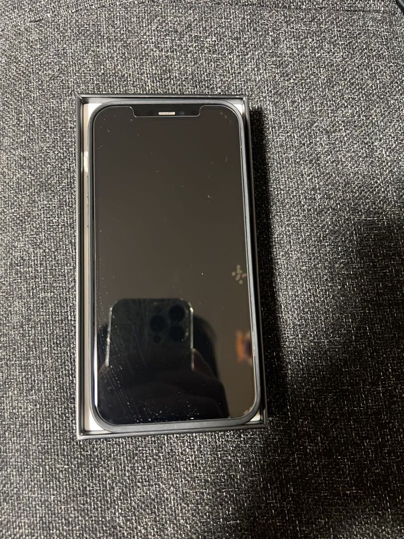 iPhone12pro 128gb casetify付き