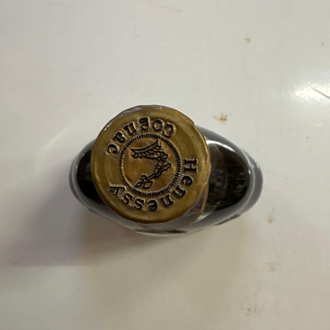 金キャップ　グリーンボトル　Hennessy XO コニャック