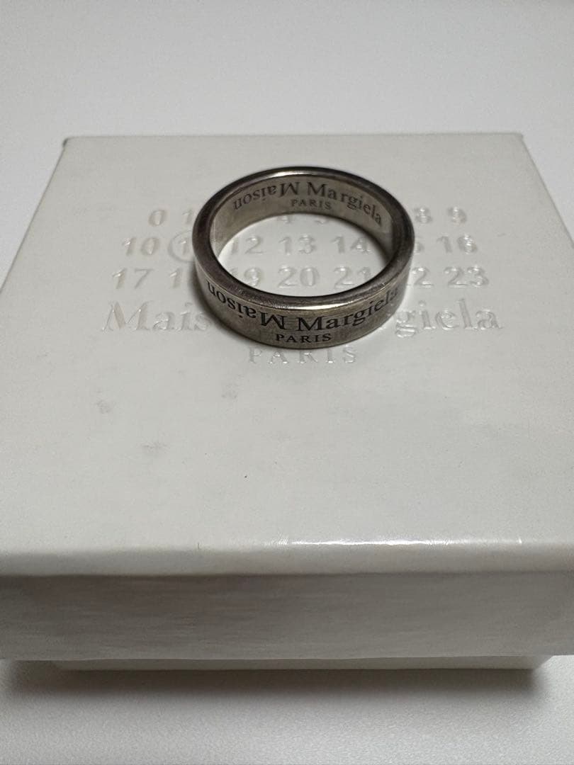 Maison Margiela リバースロゴリング