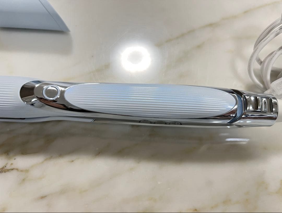 リファ　ヘアアイロンプロ新品同様