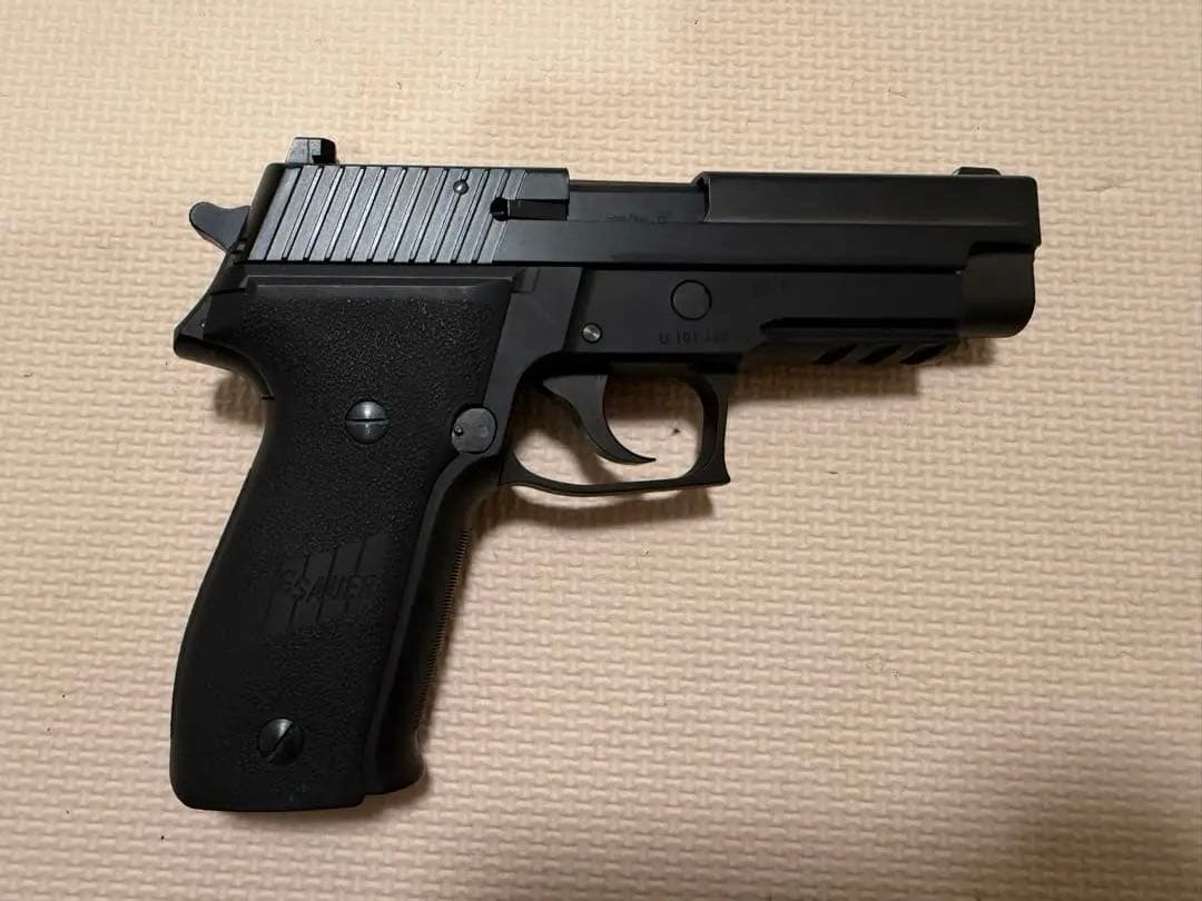 SIG SAUER P226 モデルガン　タナカ　未発火