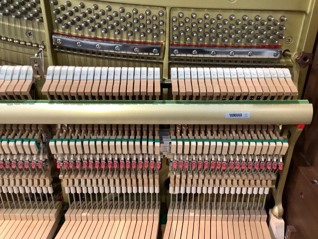 ★58971【アップライトピアノ】YAMAHA　YU5Wn