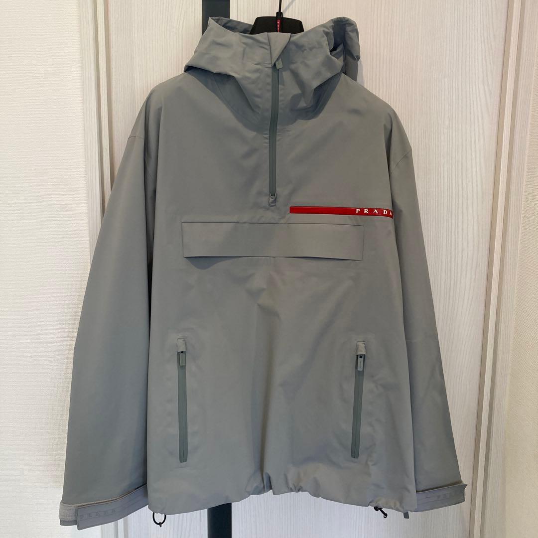 プラダリネア・ロッサジャケット