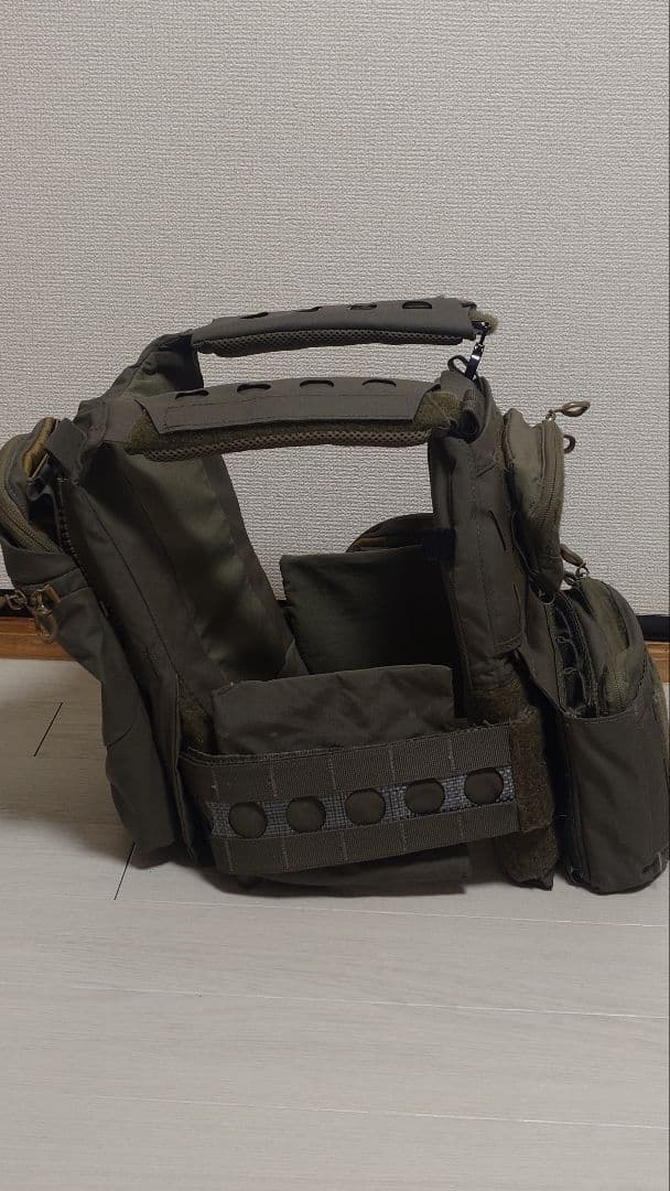 実物 Ferro concepts プレートキャリア　レンジャーグリーン