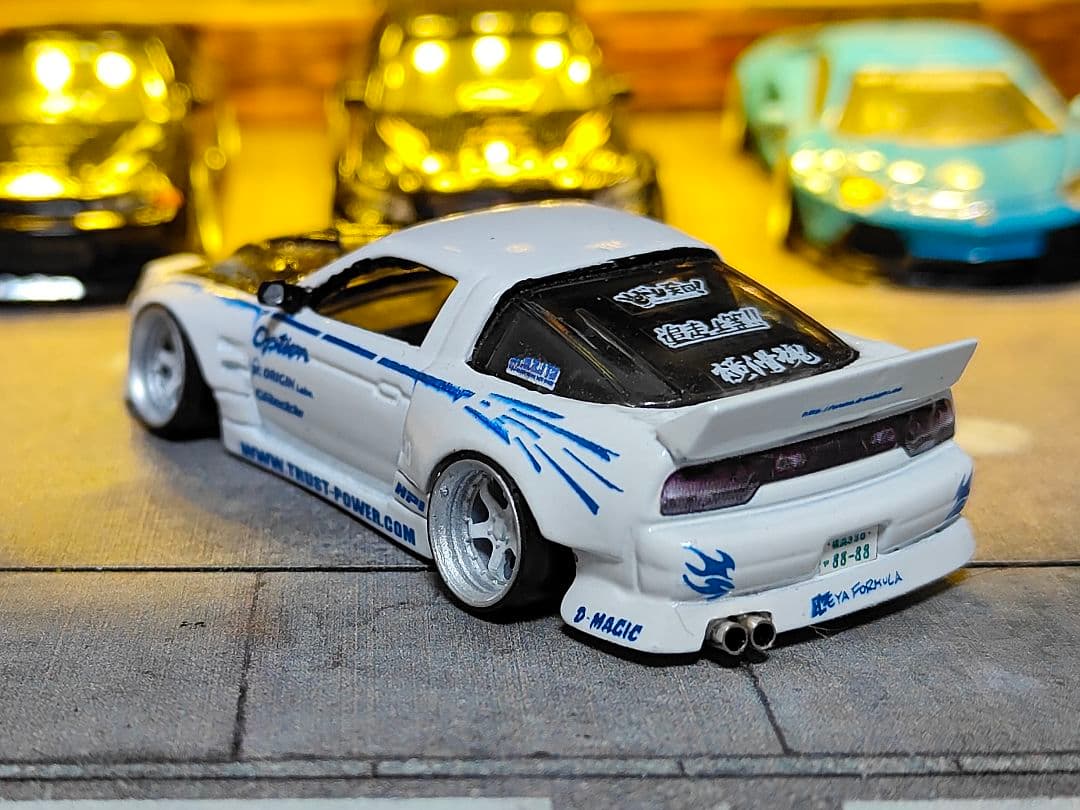 ホットウィールカスタム 日産 180sx フルエアロ ドリ車 深リムトミカ改造白