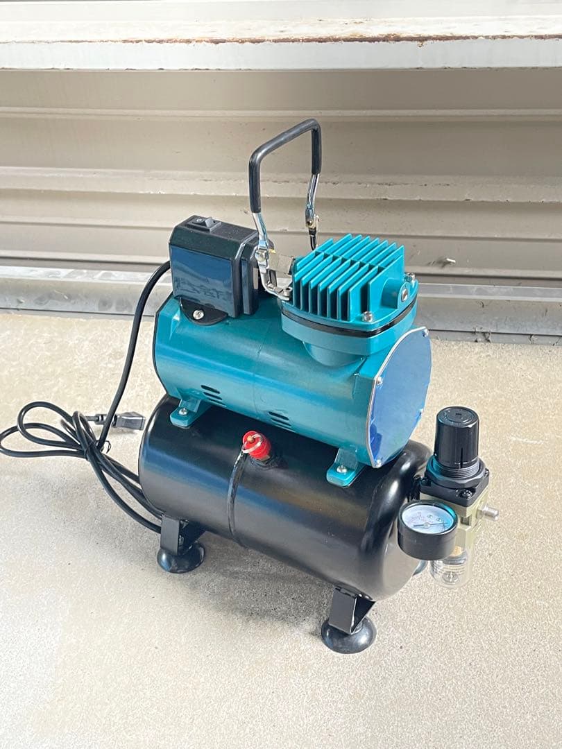 エアブラシコンプレッサーセット/エアコンプレッサー/泰成商事/美品