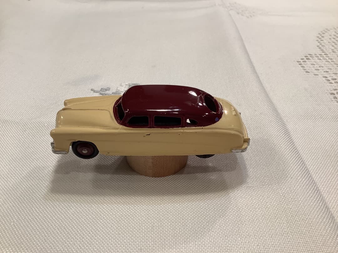 美品激レア　DINKY TOYS HUDSON COMMODOREミニカー