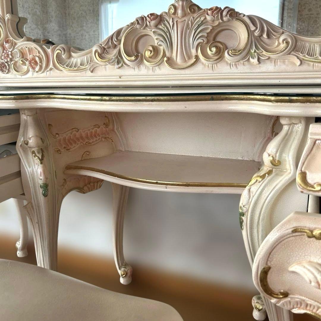 ロココ調のピンクのドレッサー ミラー、椅子 3点セット