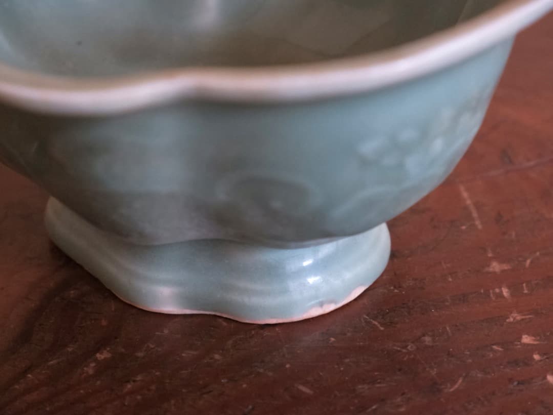 青磁　刻纏枝花紋 　鉢　菓子器　建水　茶道具　箱付　Q1773