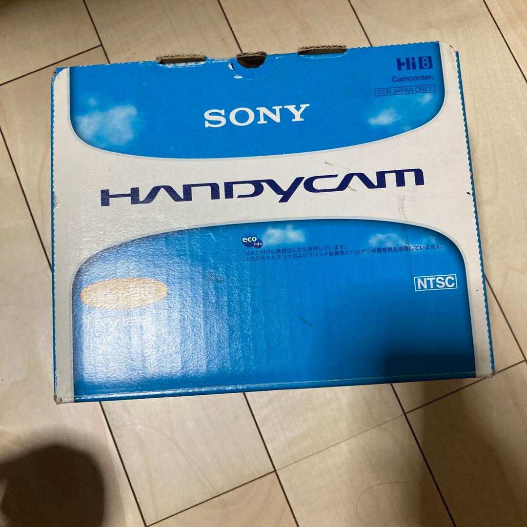 SONY 2.5型液晶モニター搭載Hi-8ビデオカメラ CCD-TRV126