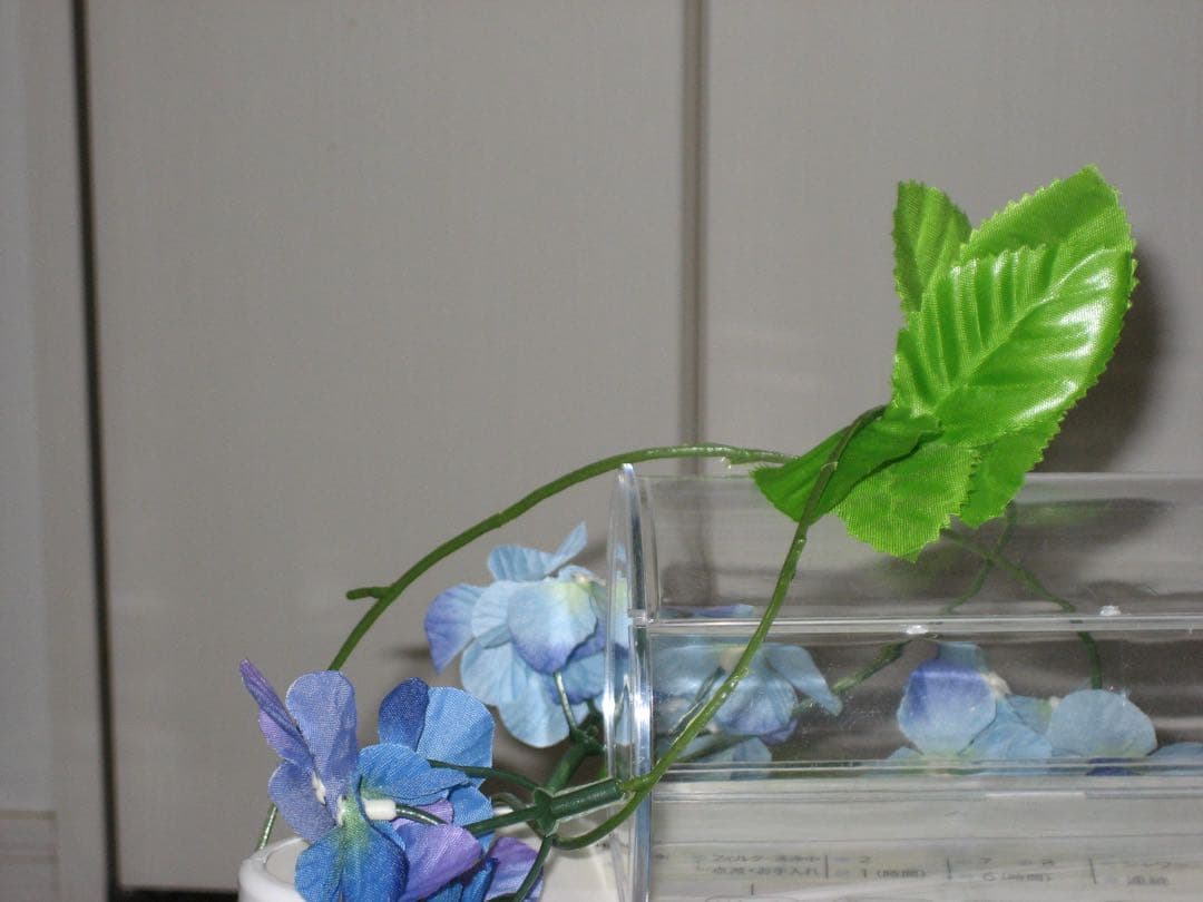 Canon カメラ　IXY 70 PC1193 充電器　箱 コンデジ　動作品