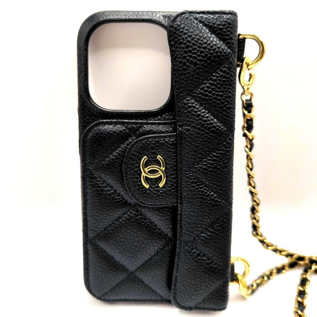 現行極美品！シャネル iPhone14Proスマホケースキャビアスキンマトラッセ