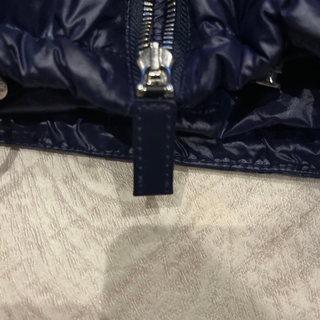 PRADA プラダダウンベスト