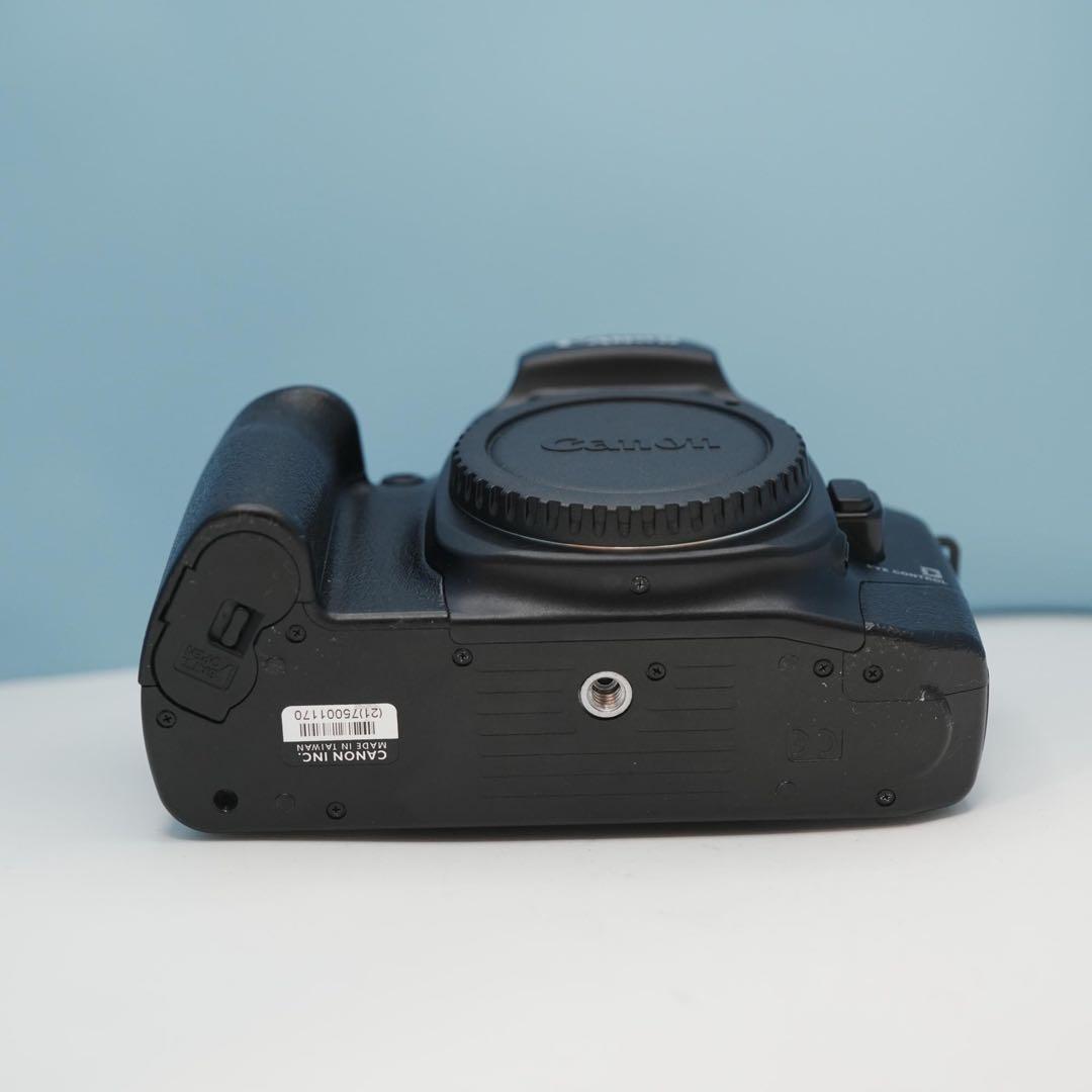 Canon EOS7 フィルムカメラ 美品 a4419