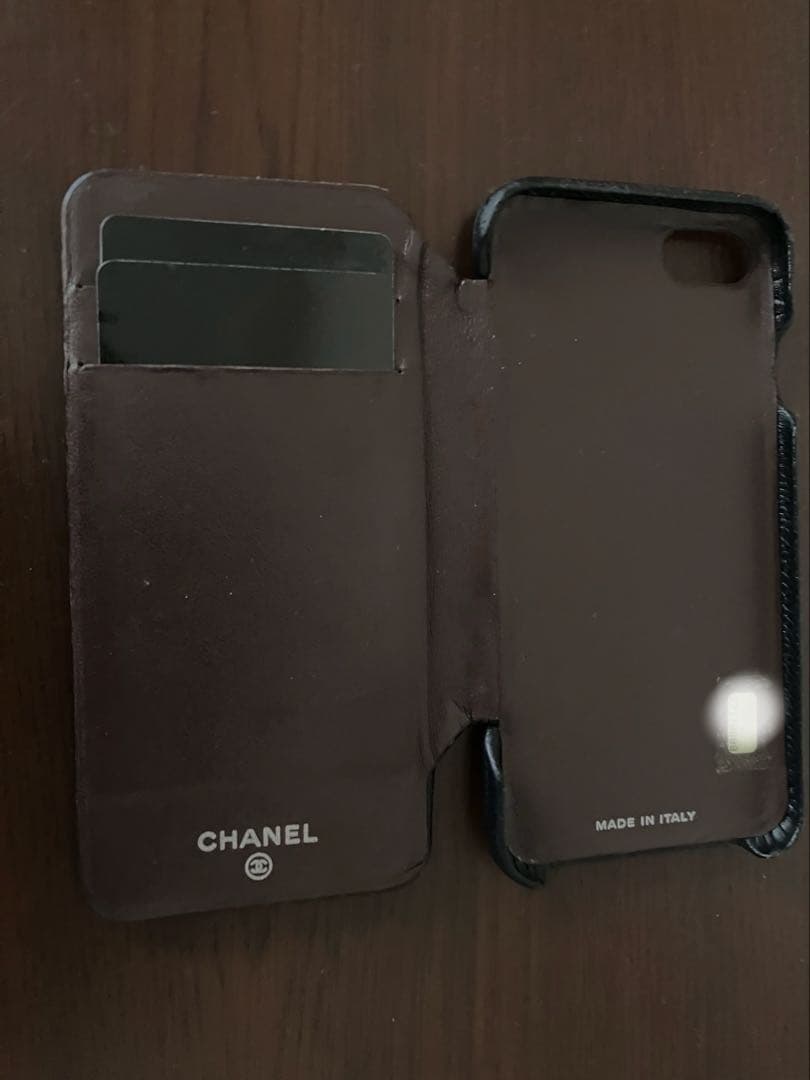 CHANEL iPhoneケース