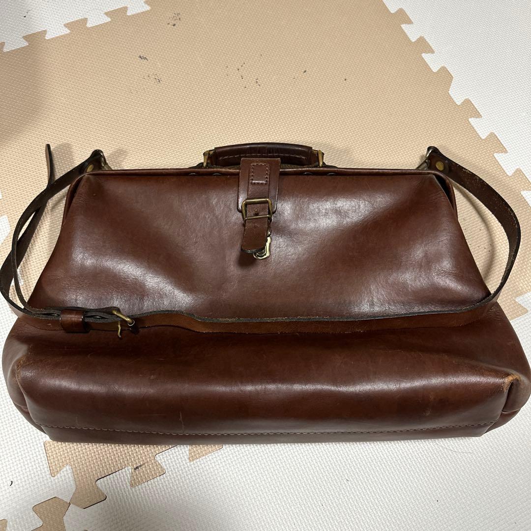 リ*ン様 【値下げ中】herz ヘルツ ダレスバッグ