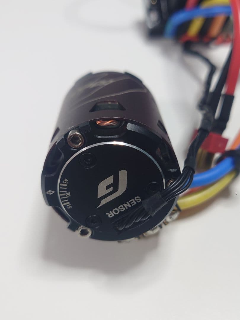 G FORCE 雷神 10 .5T ブラシレス モーター