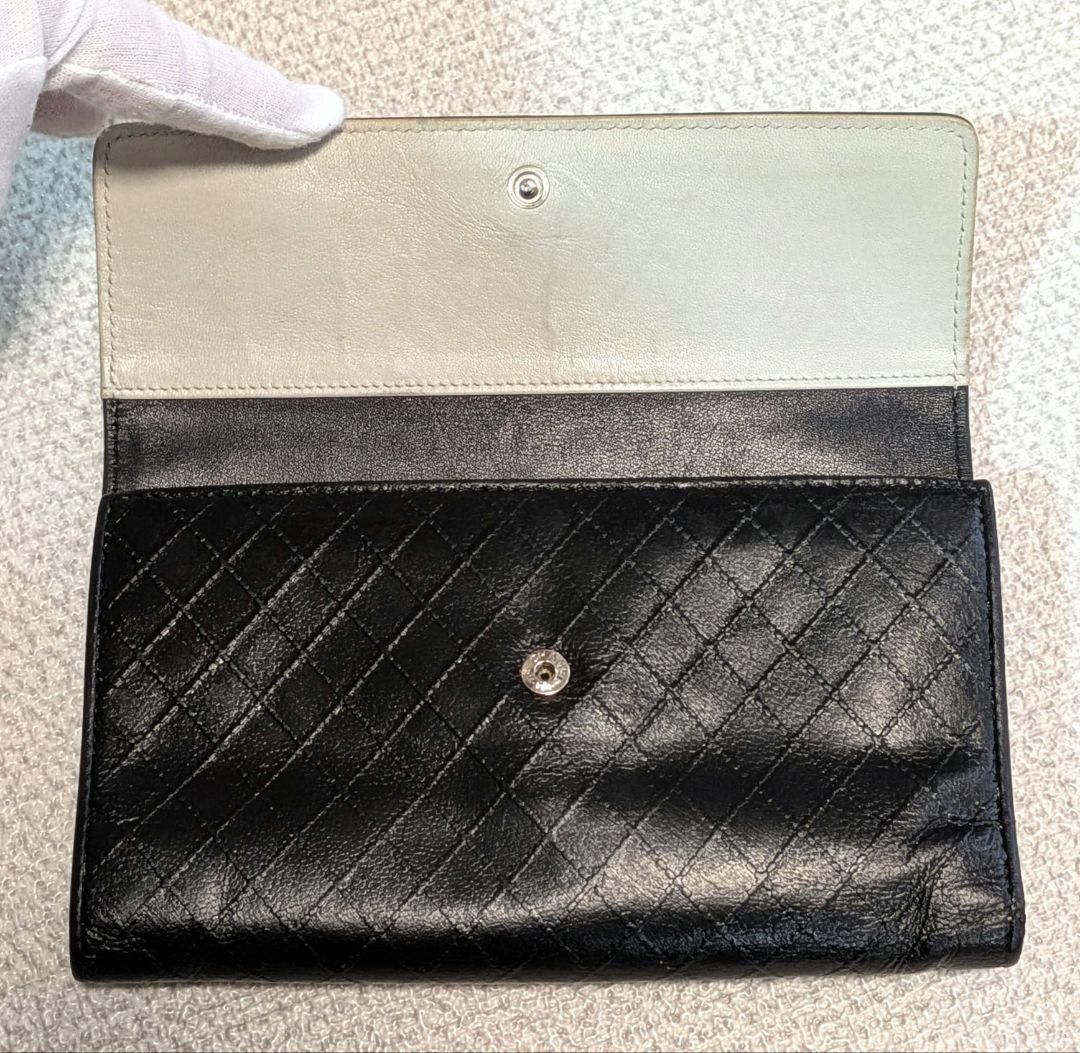 シャネル　黒　ビコローレ　マトラッセ　三つ折り長財布　カーフスキン　ショルダー