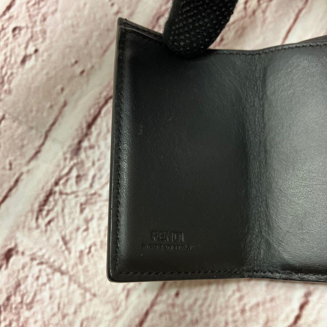美品✨FENDIモンスター バグズアイ 三つ折り財布 ブラック 本革 レザー