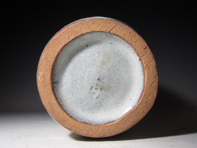 島岡達三 地釉縄文象嵌草花文壷 縄文象嵌技法 名工の逸品！o566