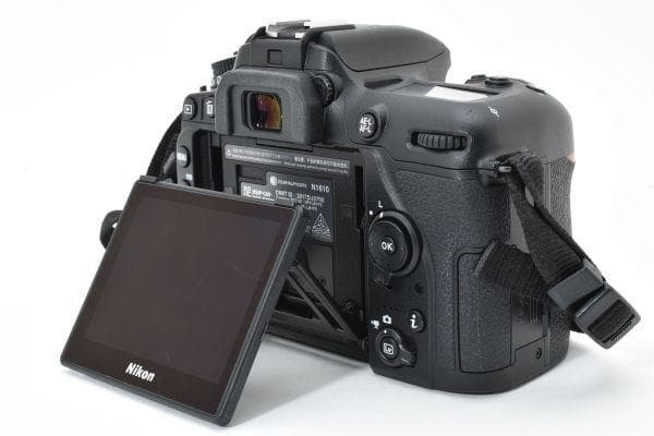 ニコン Nikon D7500 ボディ 《ショット数8456回》＃3346B