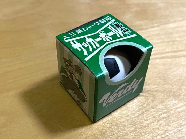 三菱鉛筆 サッカーボール消しゴム 31個＋くじ ヴェルディ 非売品 未使用
