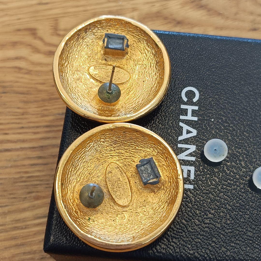 シャネル　ピアス　イヤリングリメイク　刻印あり