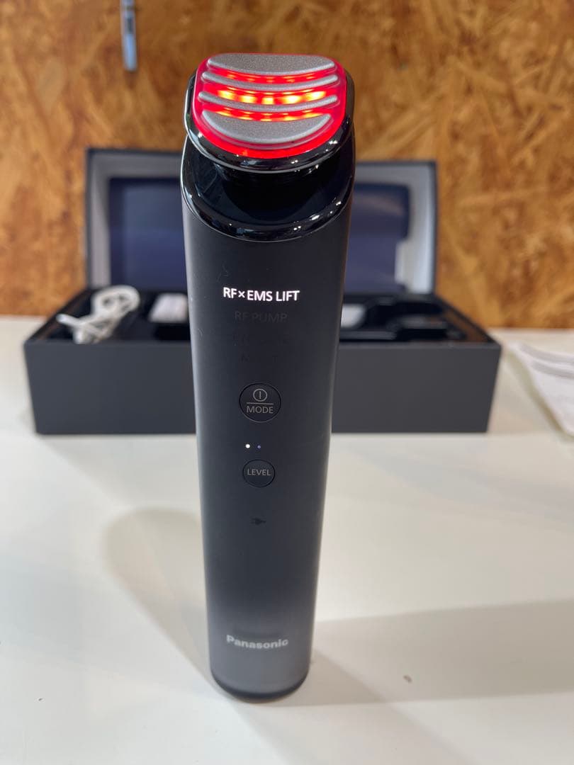 みえみえ 美品 バイタリフトRF・EMS・イオン搭載 EH-SR85-K