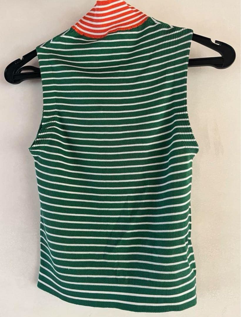 【PRADA新品】プラダボーダートップス　TWICE サナ着用