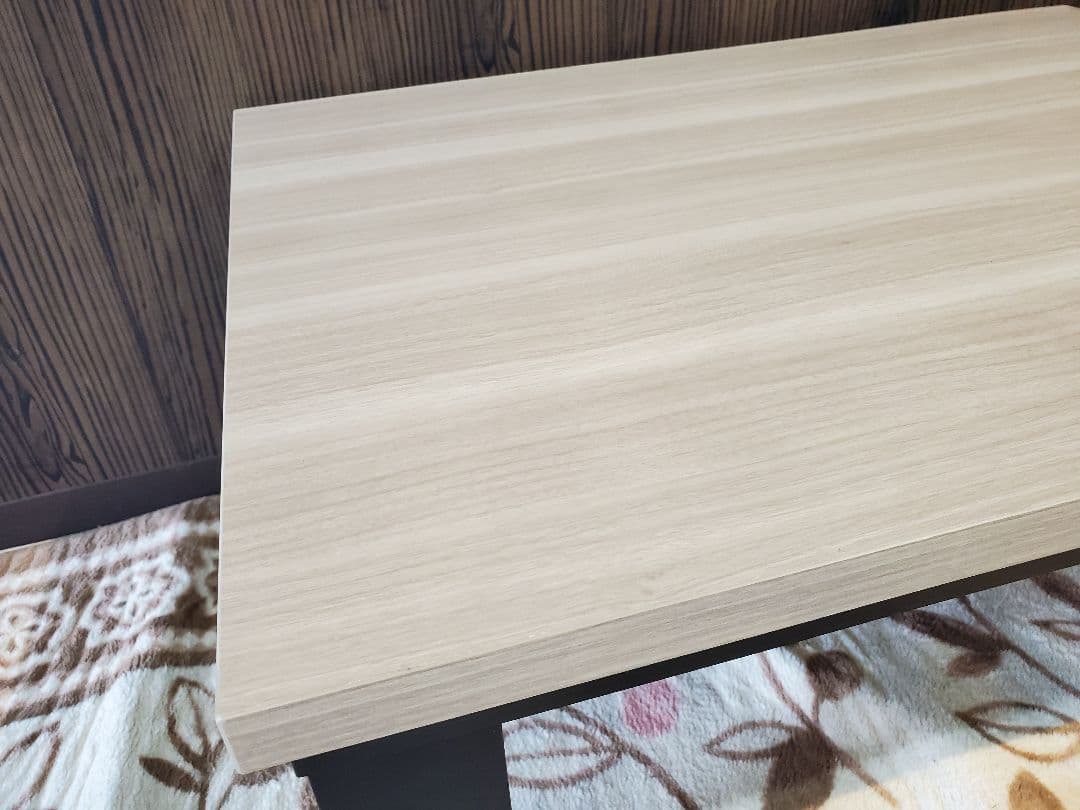 リビングこたつ　2022年製　80cm x 60cm x 39cm