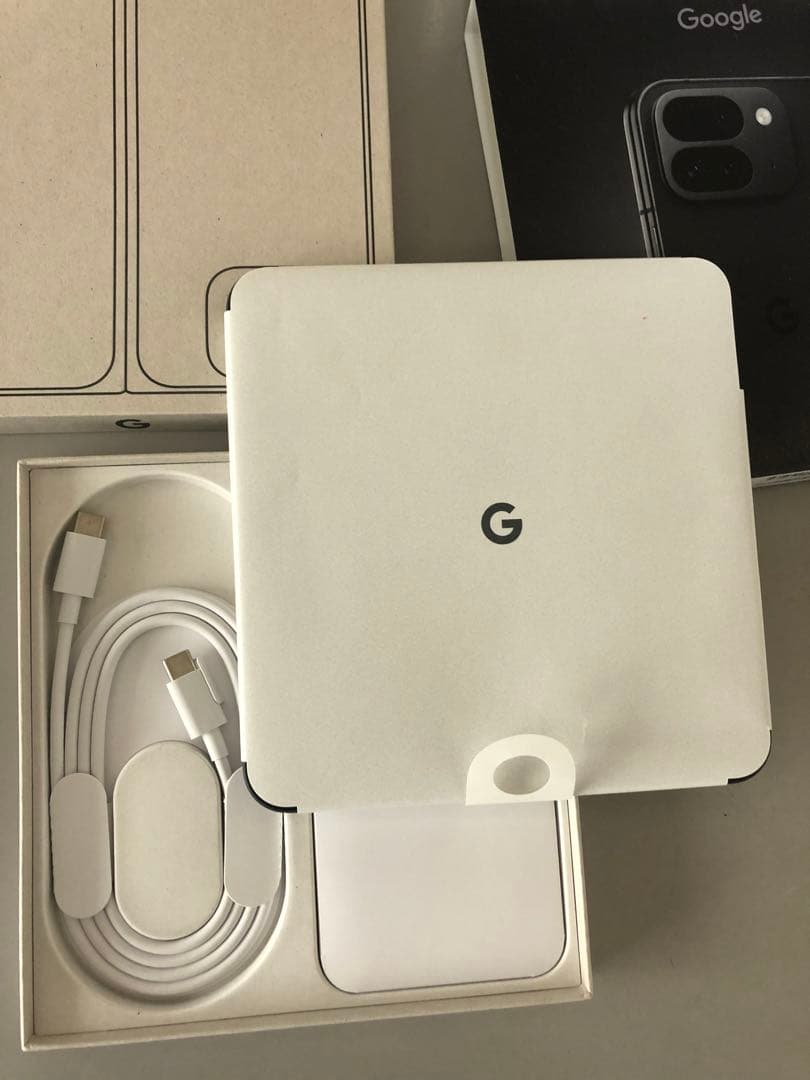 Google Pixel 9 Pro Fold 256GB ほぼ新品未使用