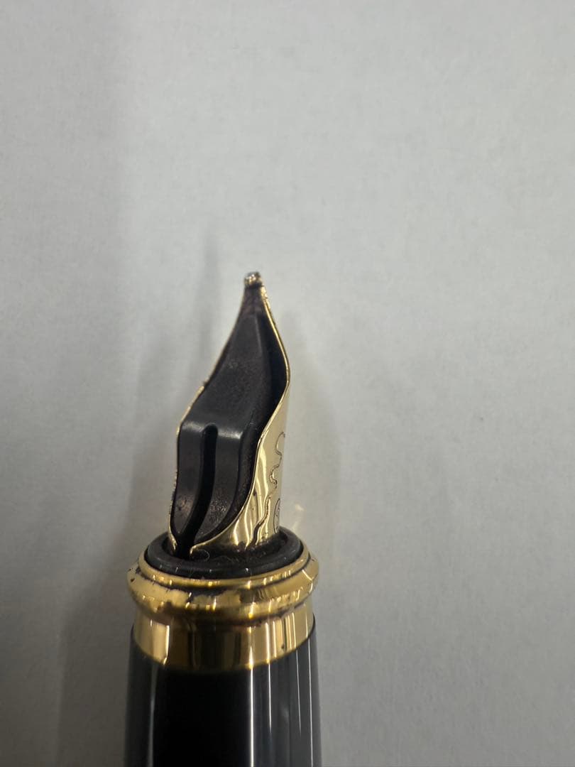 S.T Dupont ゴールド 万年筆 ペン先K14 585