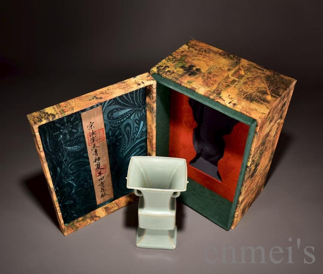 中国古美術・宋汝窯・天青釉双耳四方花觚・青磁・唐物・箱付・花瓶・時代物・古陶磁