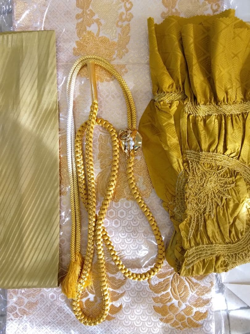 振袖フルセット、正絹鈴乃屋振袖、重ね衿帯揚げ帯締め、西陣袋帯、襦袢、ガード加工