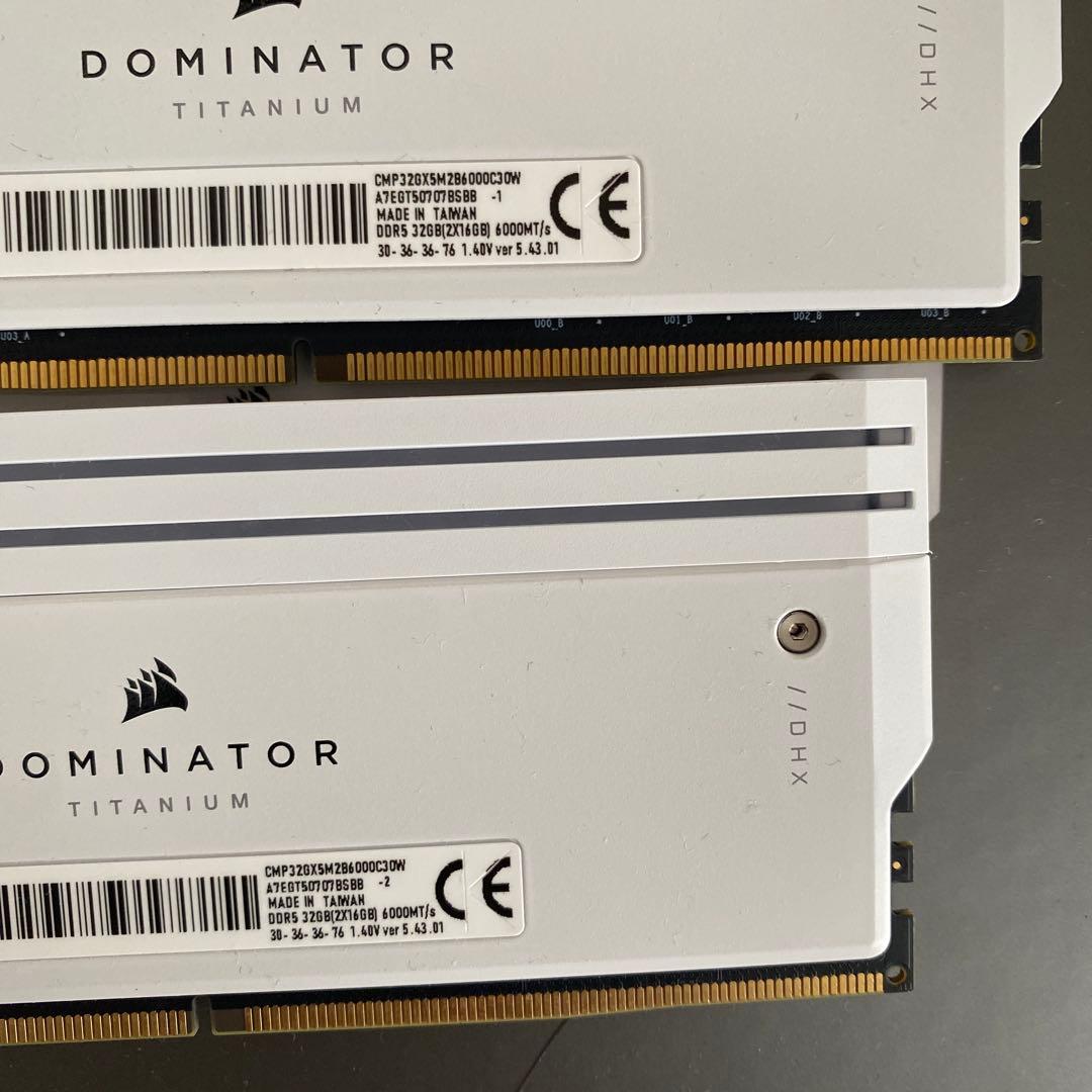 メモリー Corsair DDR5-6000MHz 16GBx2